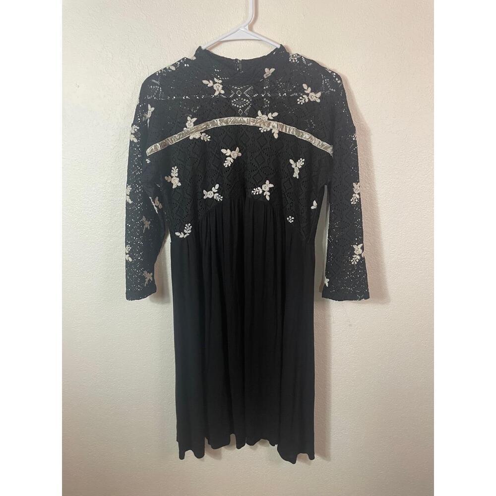 Uncle Frank Anthropologie Crochet Lace Embroidered Mock Neck Dress size S Black